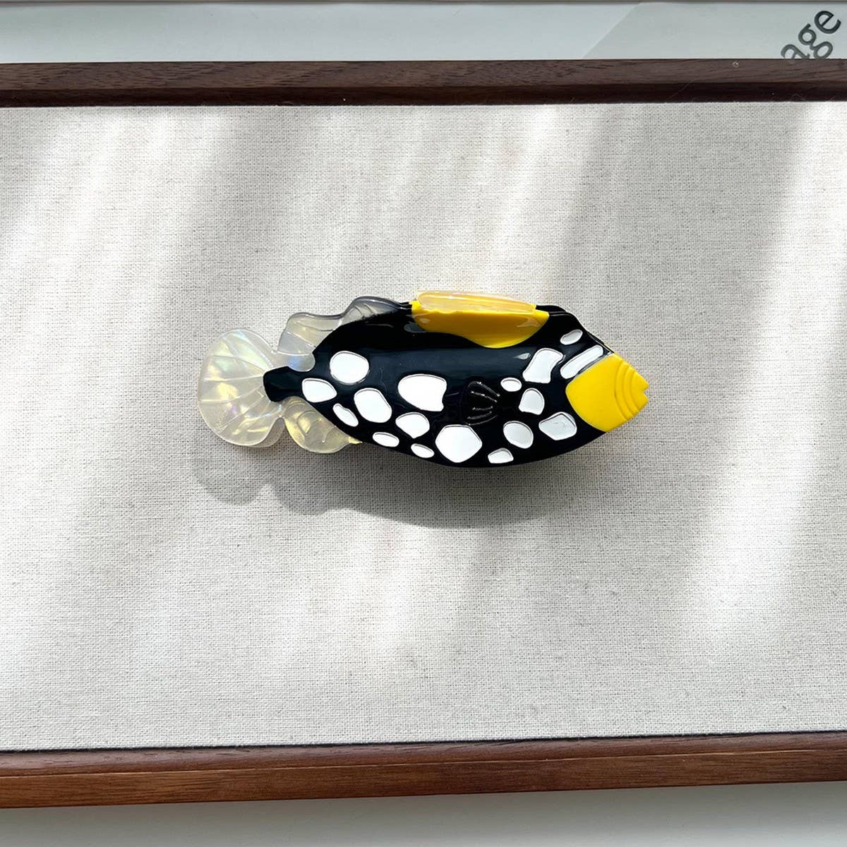 SPOTTED FISH ACETATE HAIR CLAW CLIP FOR WOMEN_CWAHA5790