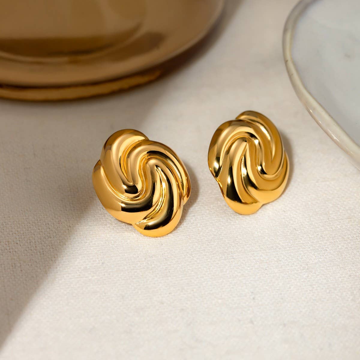 STAINLESS STEEL RECTANGULAR SPIRAL EARRINGS_CWASC1653
