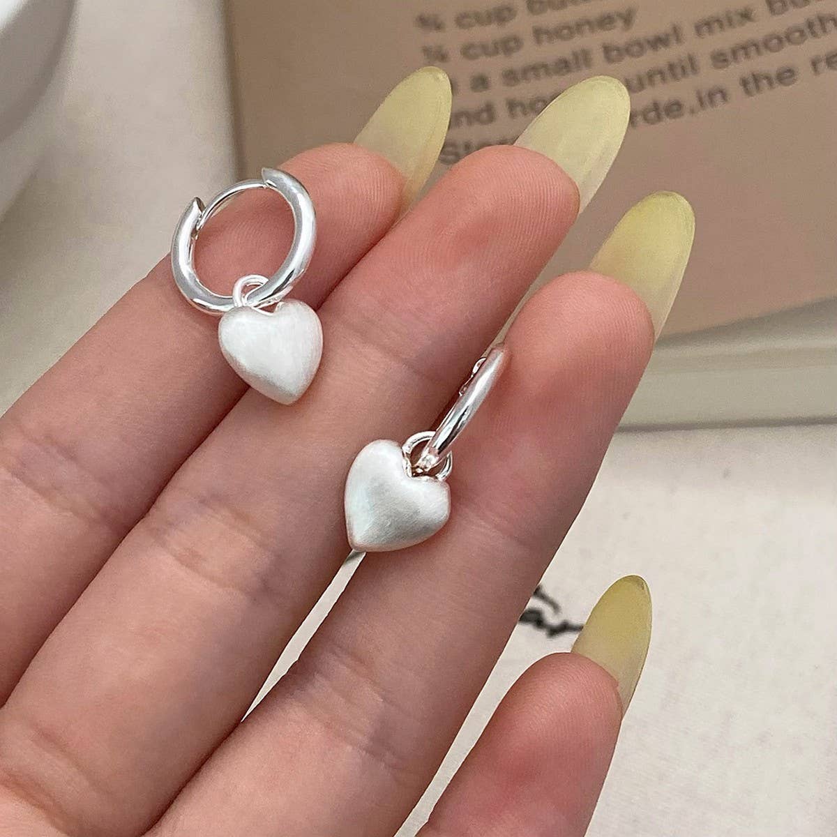 Valentines Day High-End Frosted Heart Earrings