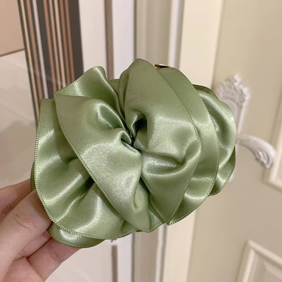 Satin Puff Hair Clip Bun Twist Claw Clip_Cwaha08221