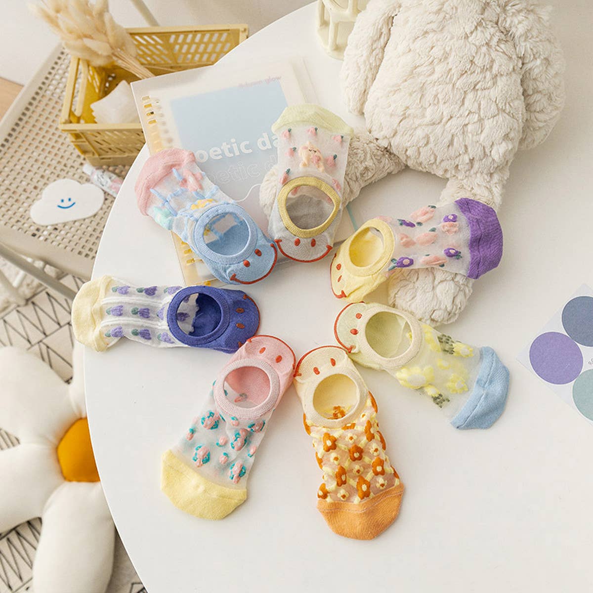 Women Floral Thin Breathable Shallow Socks_Cwms0433