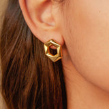 SIMPLE 18K GOLD PLATED HEXAGONAL STUD EARRINGS_CWAHA0901