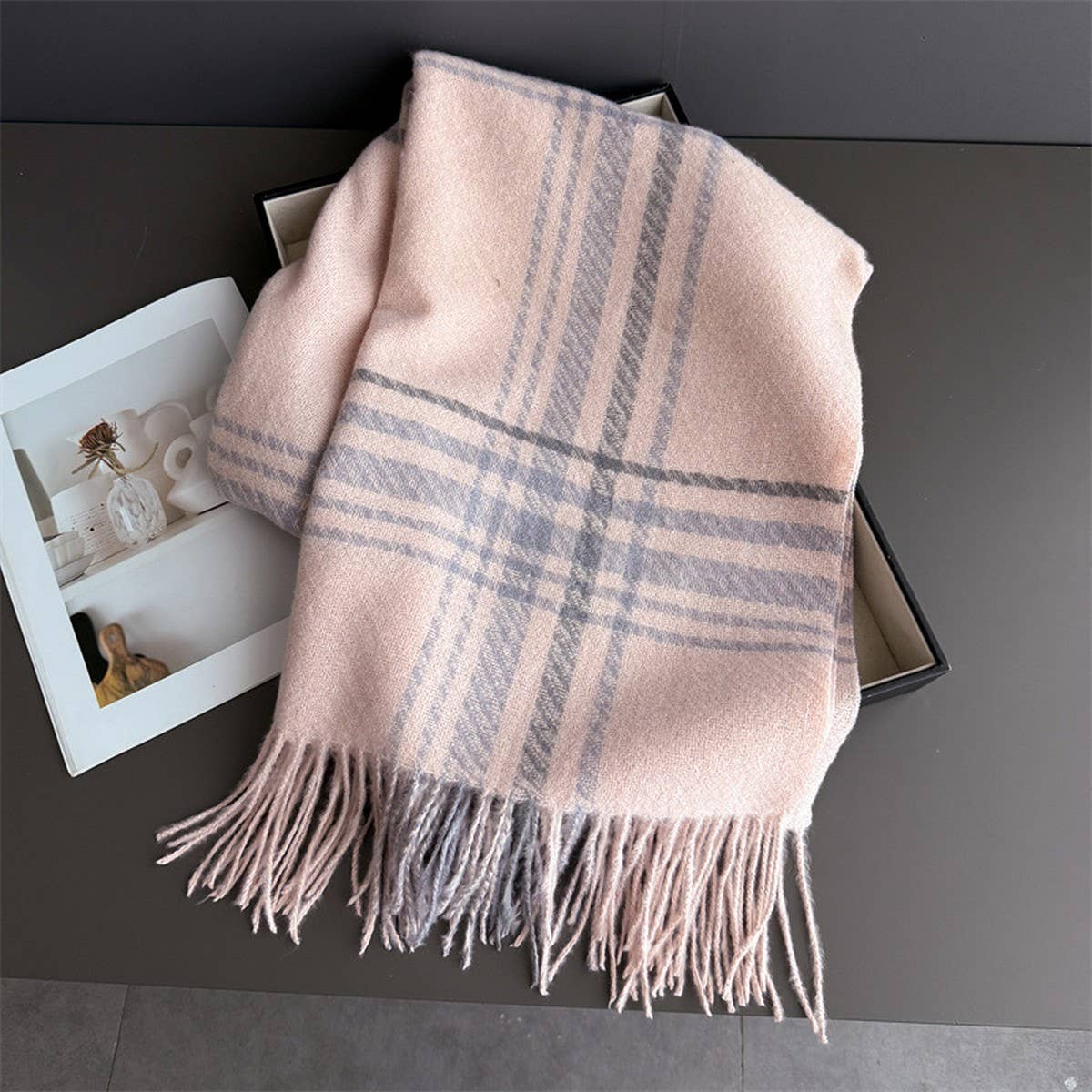 Minimal Plaid Soft Cashmere Feel Winter Scarf_Cwasc03246