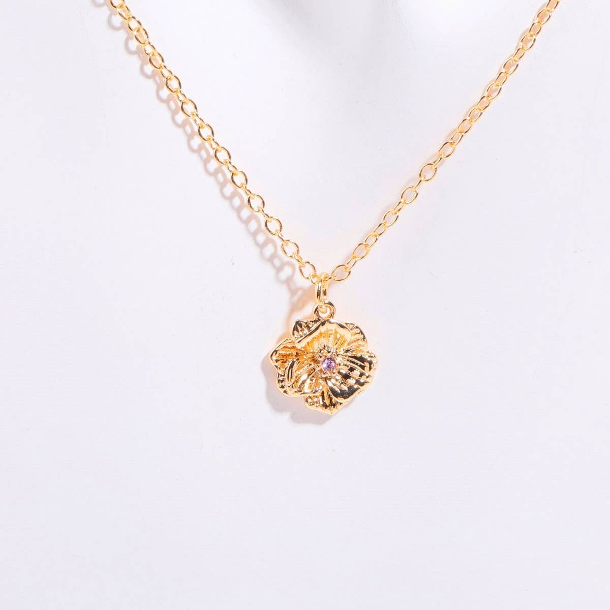 DECEMBER BIRTH FLOWER PENDANT NECKLACE_CWAJE1591