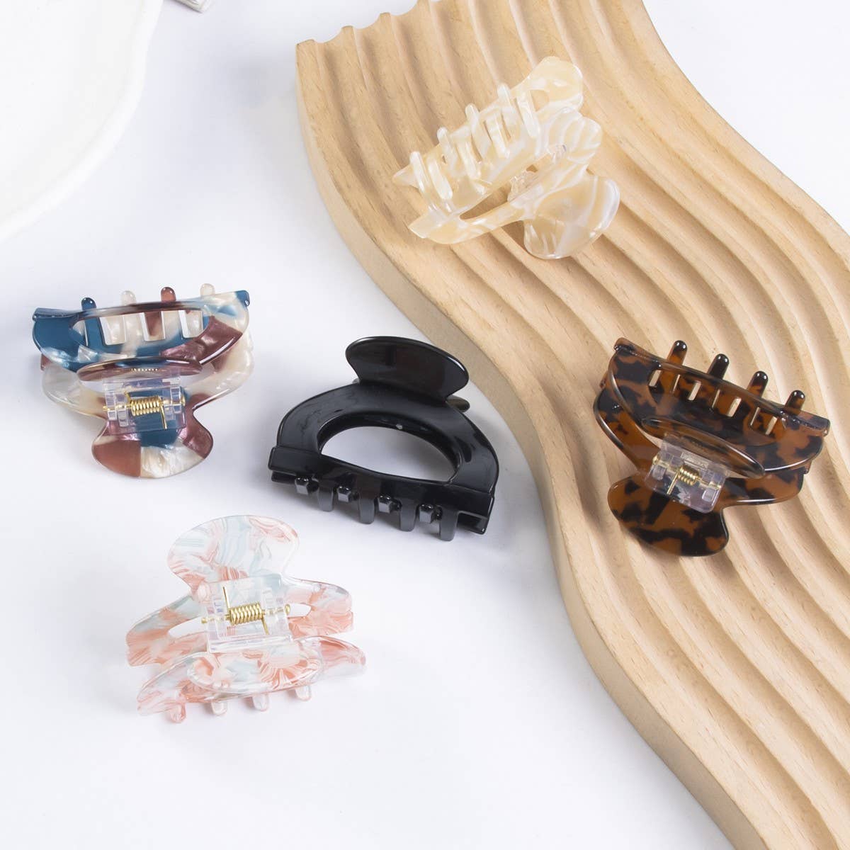 Cwaha1438_Simple Medium Hair Claw Clip