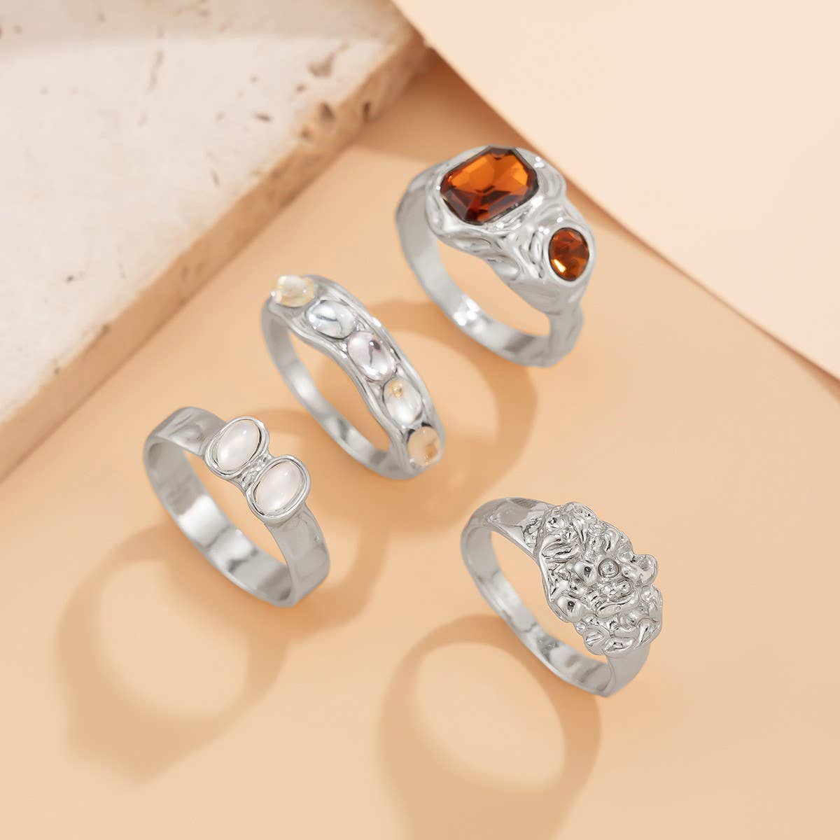 Trendy Retro Geometric Hollow Diamond Ring Set_Cwmm3236