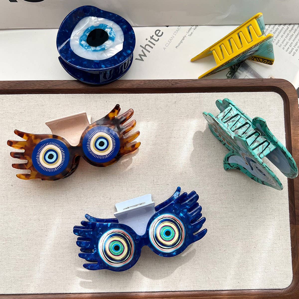 EYE HAND ACETATE LARGE HAIR CLAW CLIP FOR WOMEN_CWAHA5776