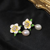 NEW RETRO SWEET DESIGN CAMELLIA PEARL EARRINGS_CWAJE3779