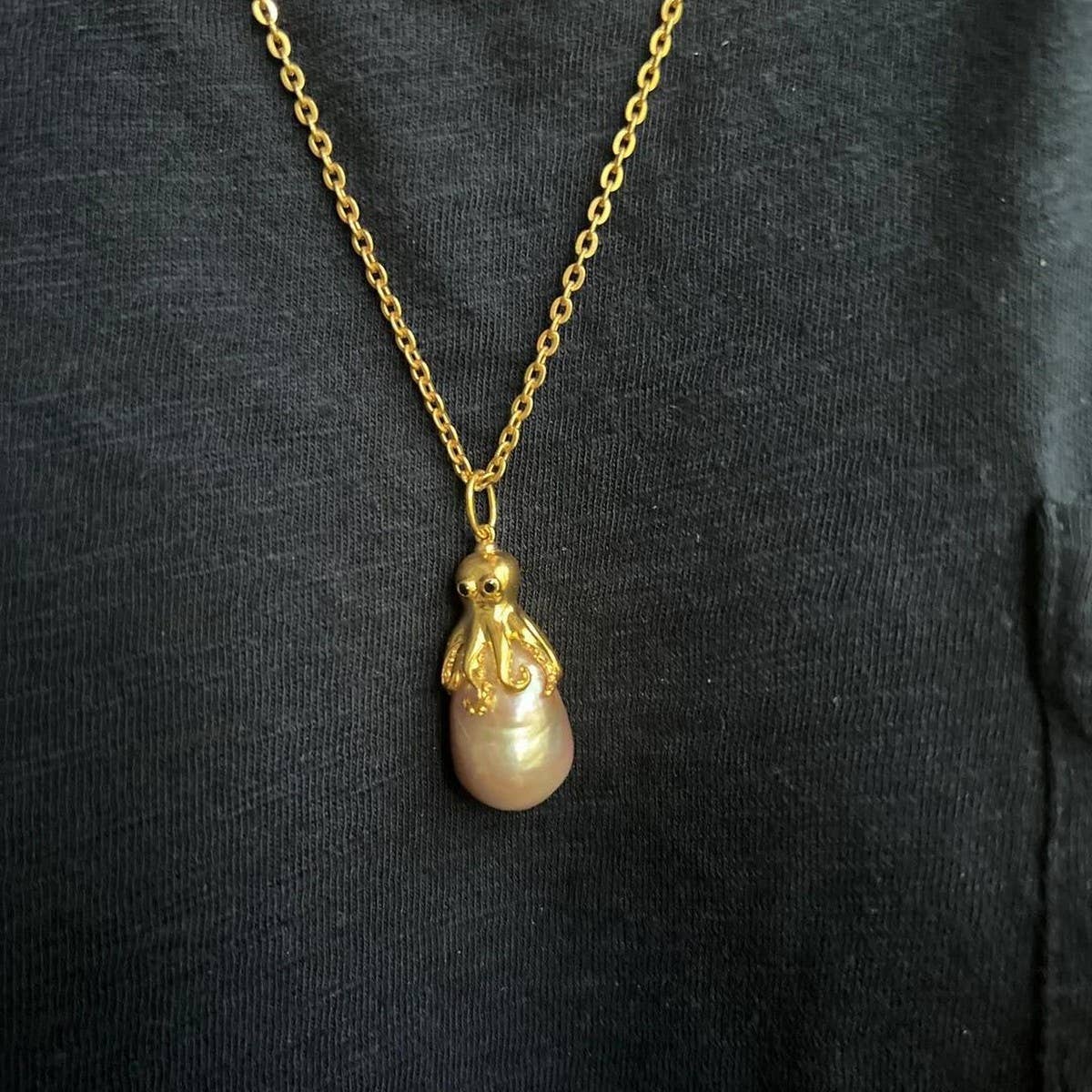 CREATIVE OCTOPUS JELLYFISH PENDANT NECKLACE_CWMM5311