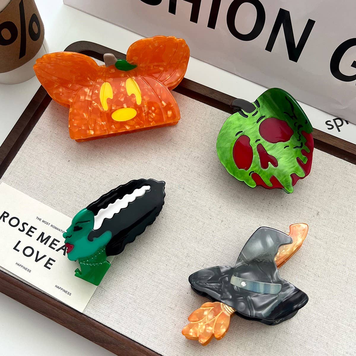 PUMPKIN WITCH HAT HAIR CLAW MEDIUM ACETATE CLIP_CWAHA5712