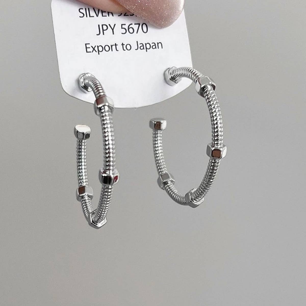 PERSONALIZED SCREW CAP CURVED EARRINGS_CWAJE1453