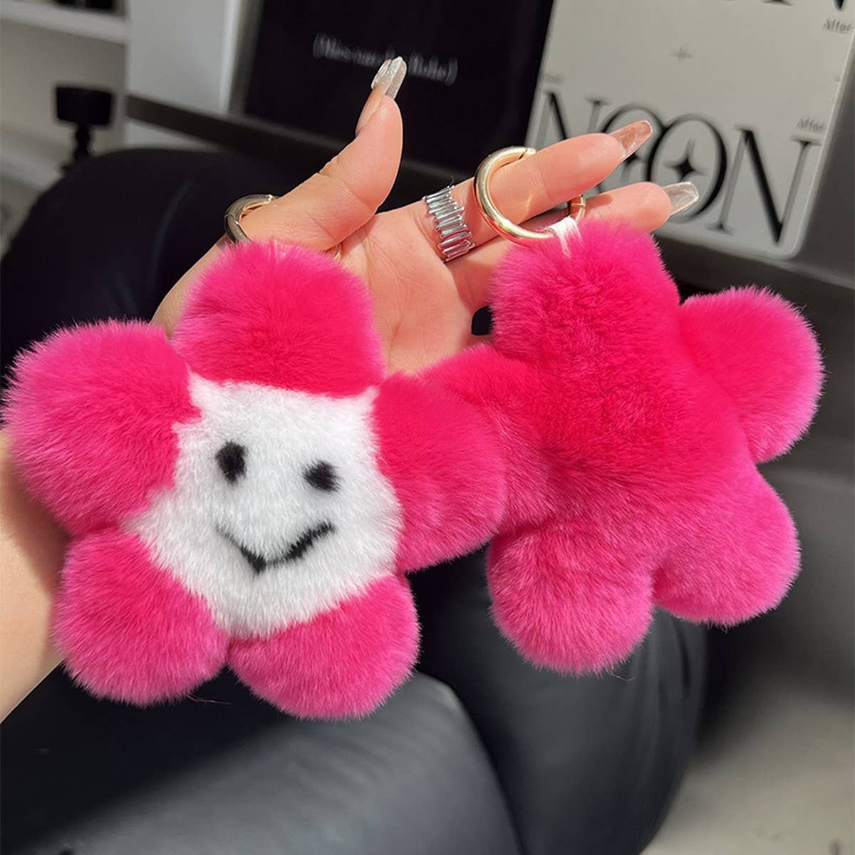 CUTE SMILING LITTLE STAR CAR KEYCHAIN BAG PENDANT_CWMM2551