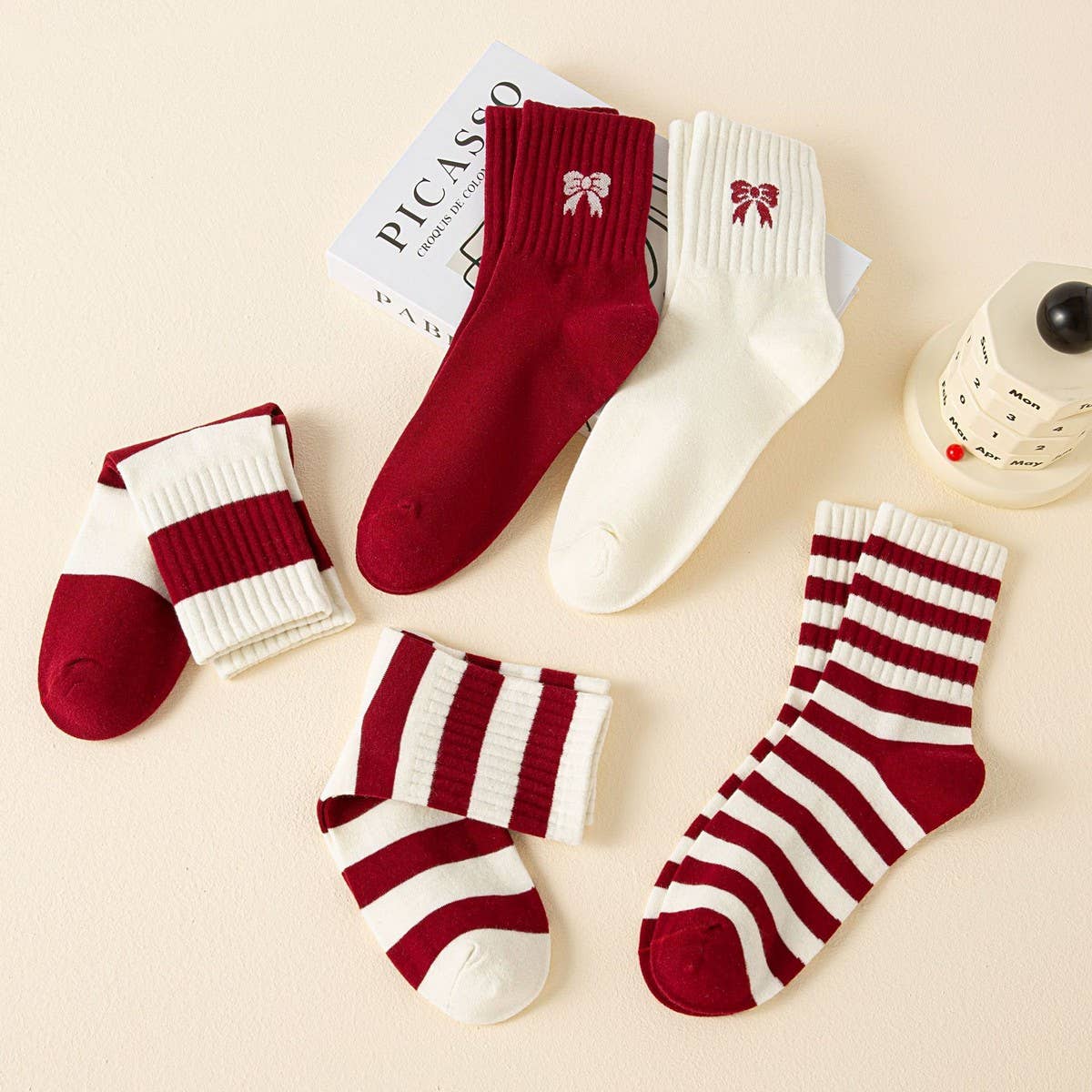 RED BOW COTTON CREW SOCKS FOR WOMEN STRIPED_CWMS1371