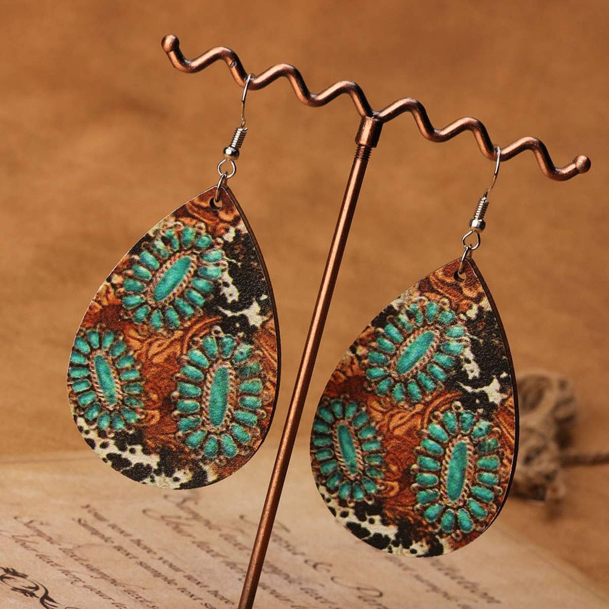 NEW FASHIONABLE WOODEN WATER DROP EARRINGS_CWAJE4002