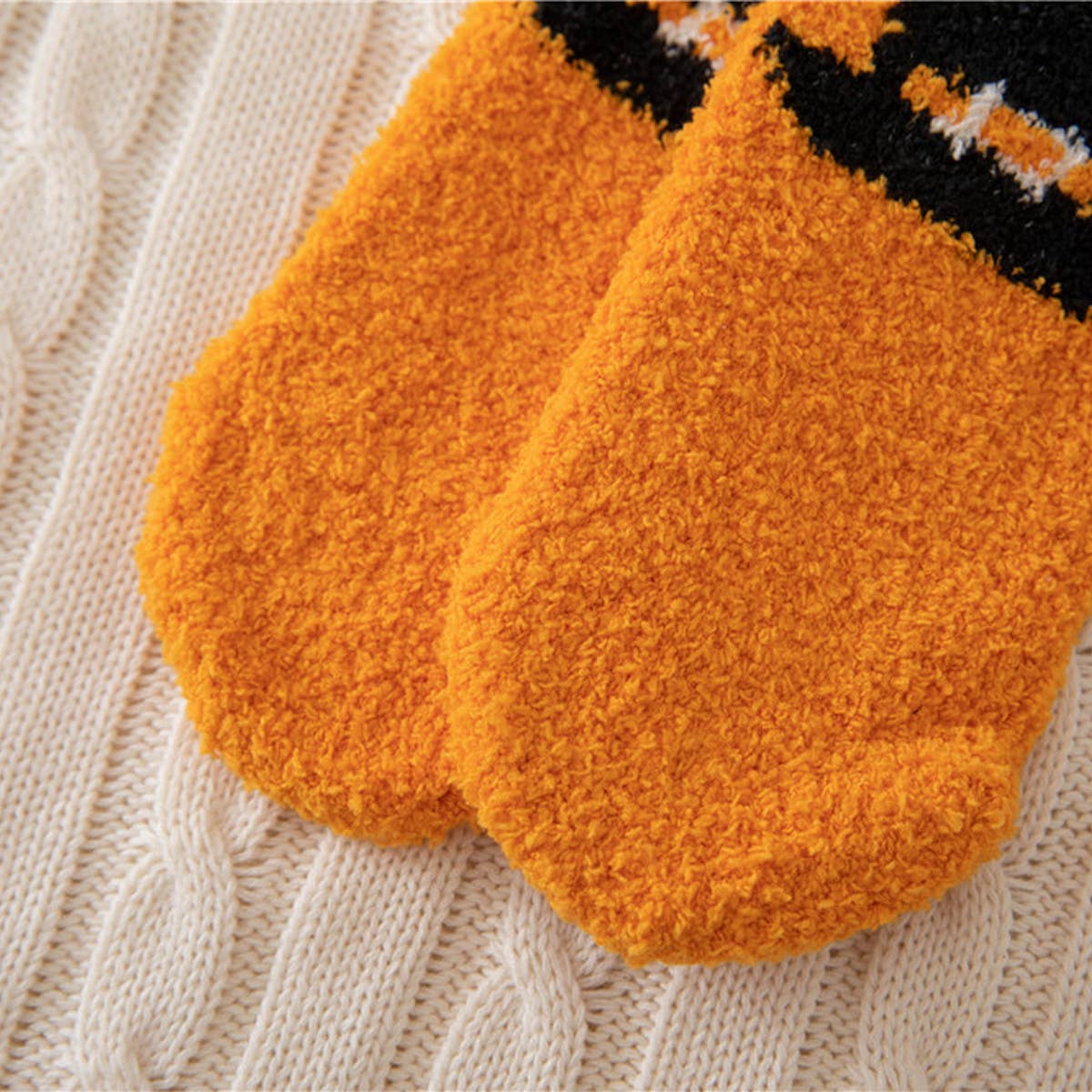 HALLOWEEN THICKENED CORAL FLEECE SOCKS_CWMS0620