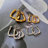 Silver Metal Pleated Hoop Earrings_Cwaje06285