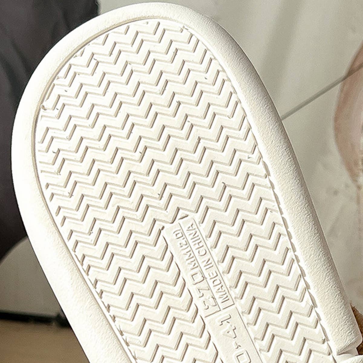 Winter Slippers Warm Cushioned Slides House Shoes_Cwshs0299