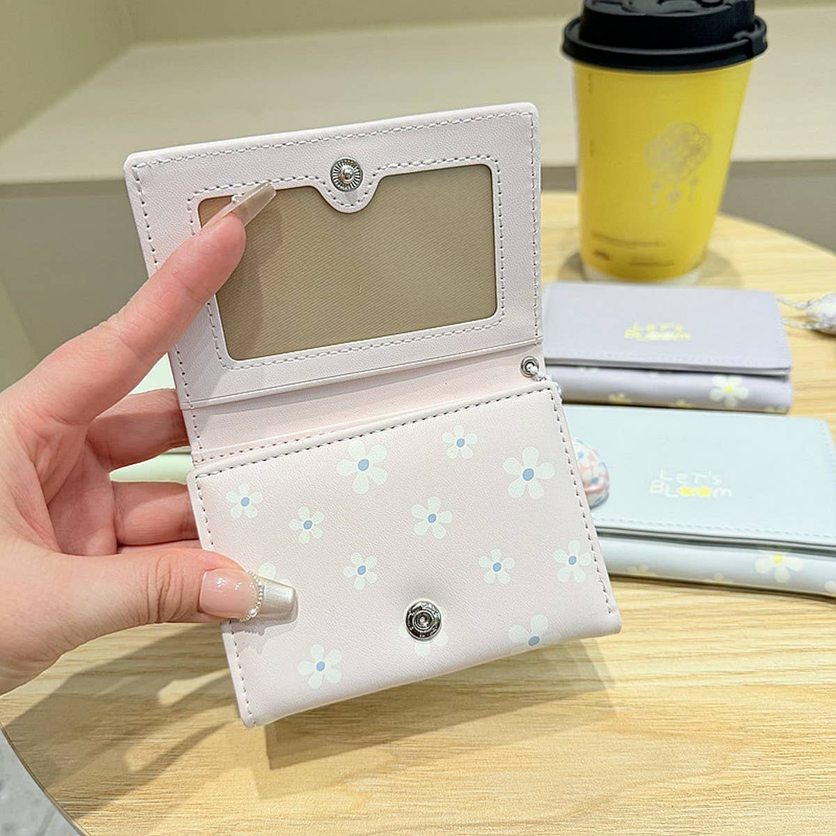 Cute Bow Pendant Floral Mini Trifold Wallet_Cwab06217
