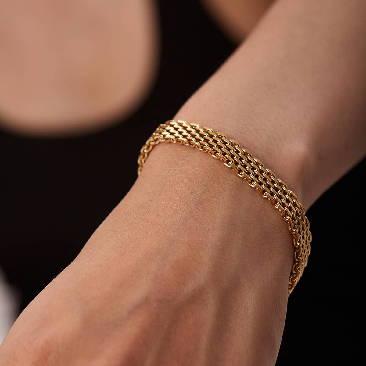 18K GOLD VACUUM PLATED BAR BRACELET NO FADE_CWAJE4709