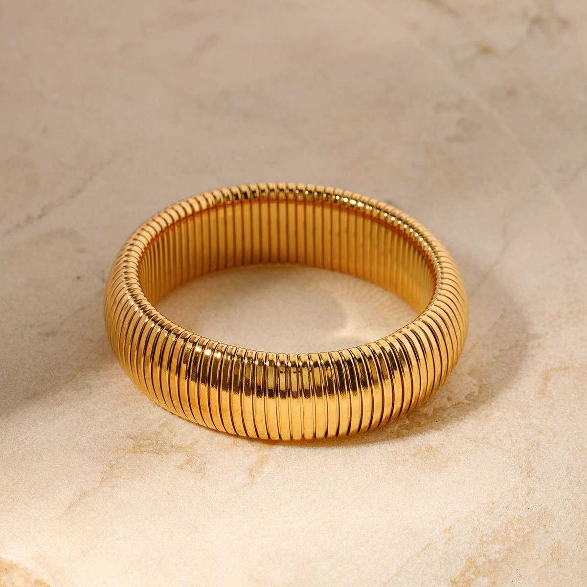 CHIC WIDE SNAKE CHAIN BANGLE IN GOLD SILVER STEEL_CWAJE4772