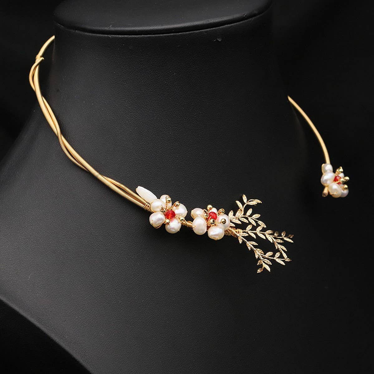 Womens Design Elegant Natural Pearl Necklace