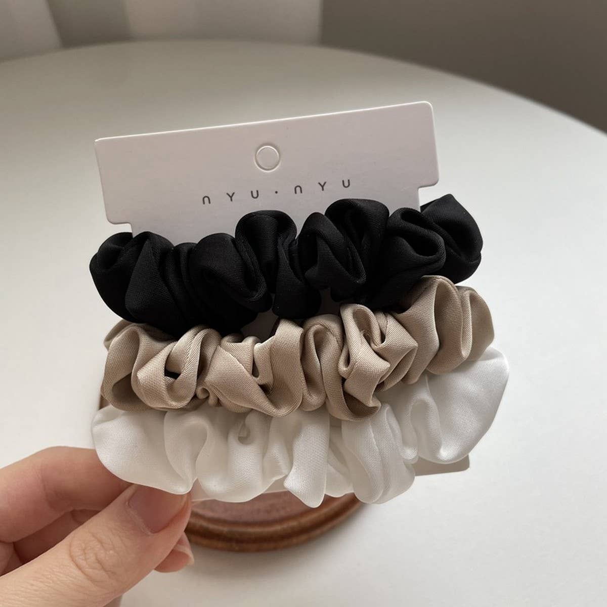 NEW TEMPERAMENT SET SIMPLE HAIR SCRUNCHIES_CWAHA2729