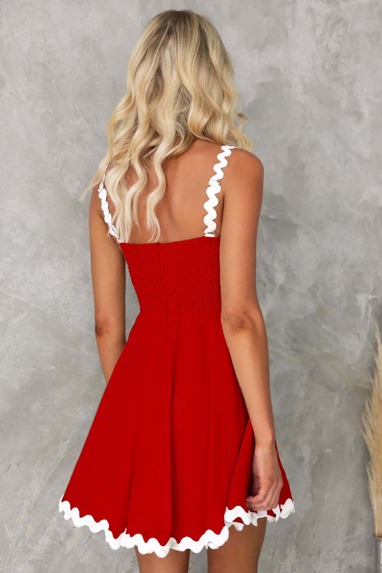 Solid-Color Sexy Halter Short Dress