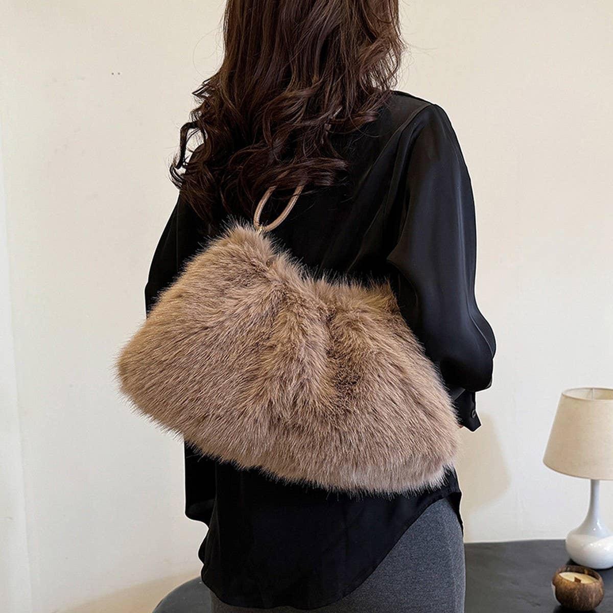 Winter Fashion All-Match Single Shoulder Plush Bag_Cwab3914