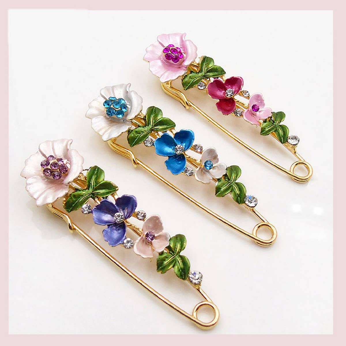 Cwaje2560_Flower Rhinestone Clothing Accessories Pin