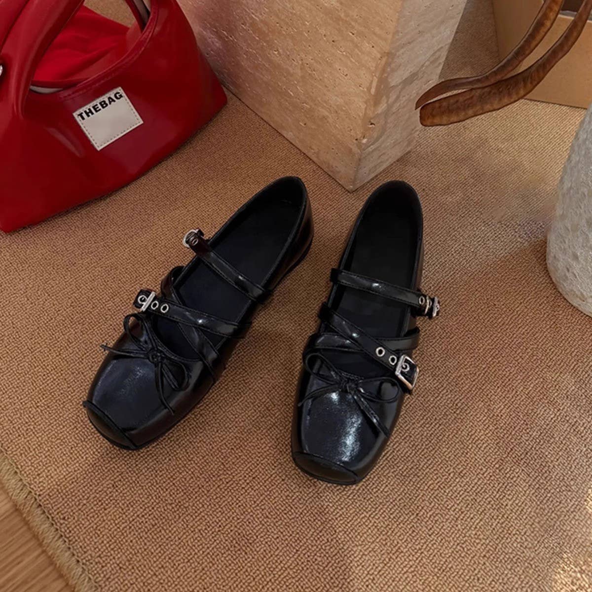 SUEDE MARY JANE FLATS WITH CROSS STRAP BOW_CWSHF0067