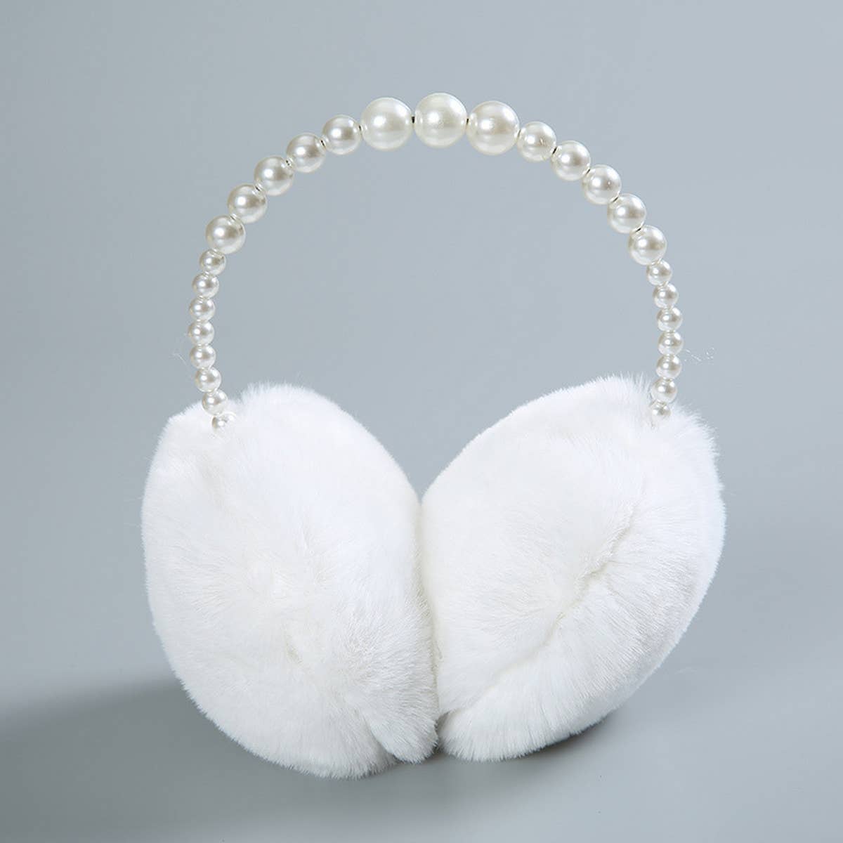 FASHIONABLE WARM PEARL EARMUFFS_CWMM1432