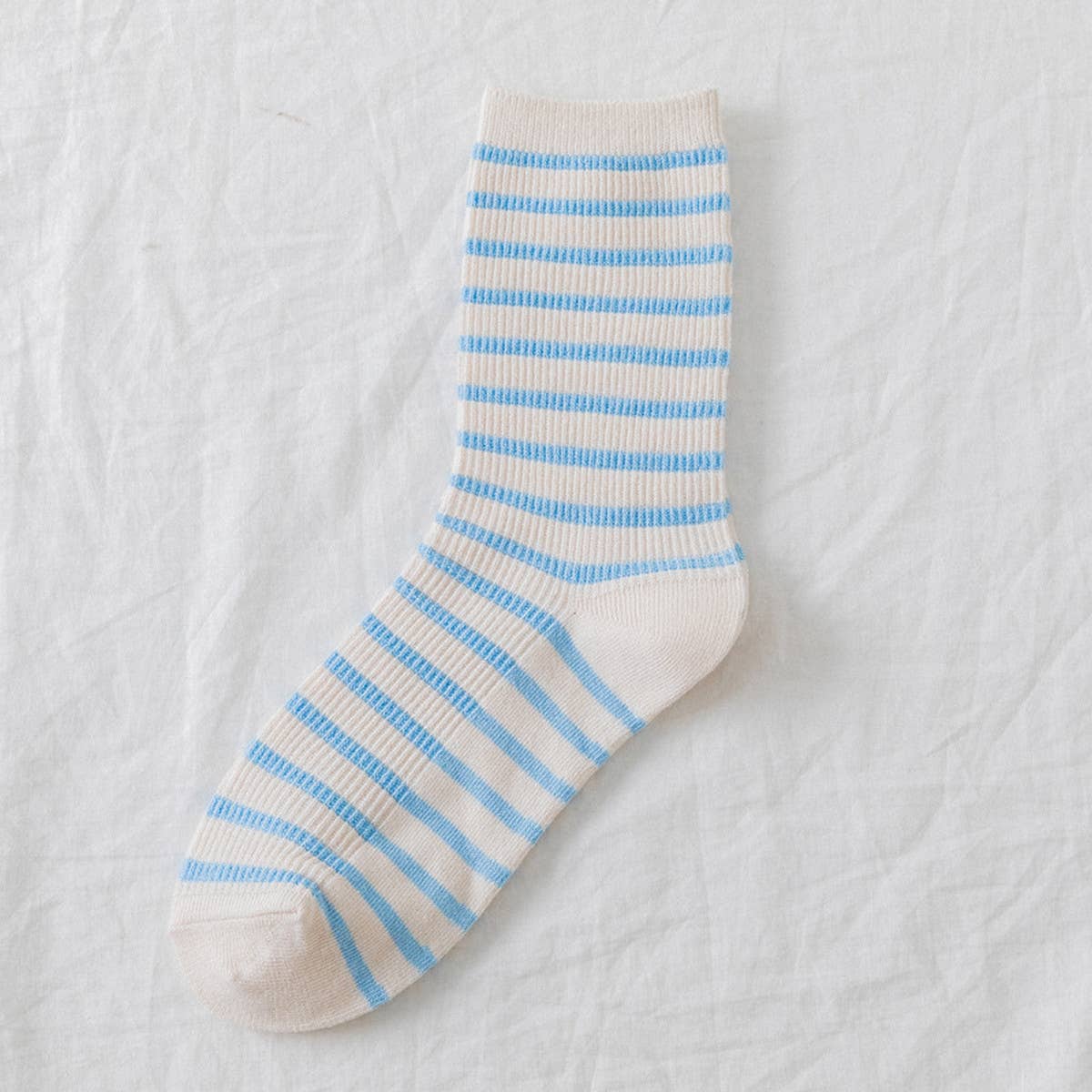 Women New Striped Cute Breathable Pile Socks_Cwms0470