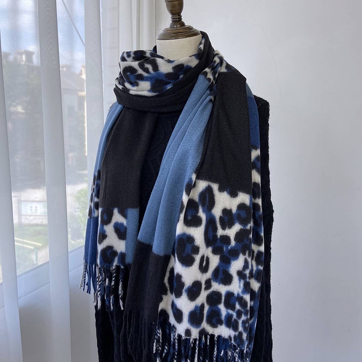 LEOPARD COLORBLOCK SCARF WARM TASSEL WINTER WRAP_CWASC1458