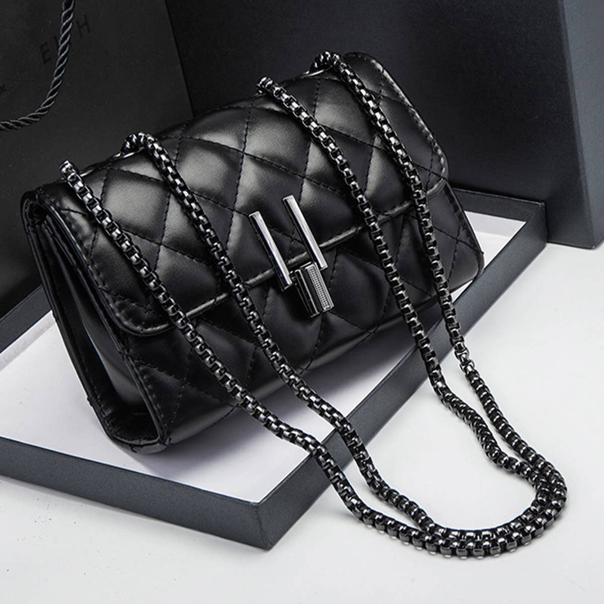 CLASSIC LINGGE CHAIN BAG SHOULDER CROSSBODY BAG_CUAB0162