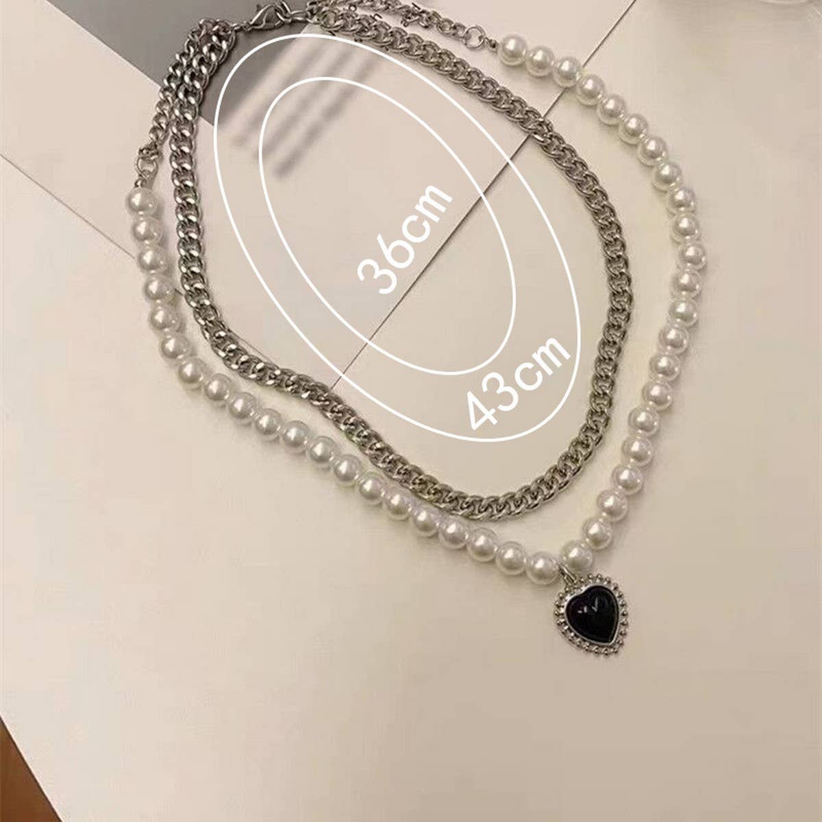 TEMPERAMENT EXAGGERATED HEART PENDANT NECKLACE_CWAJE2002