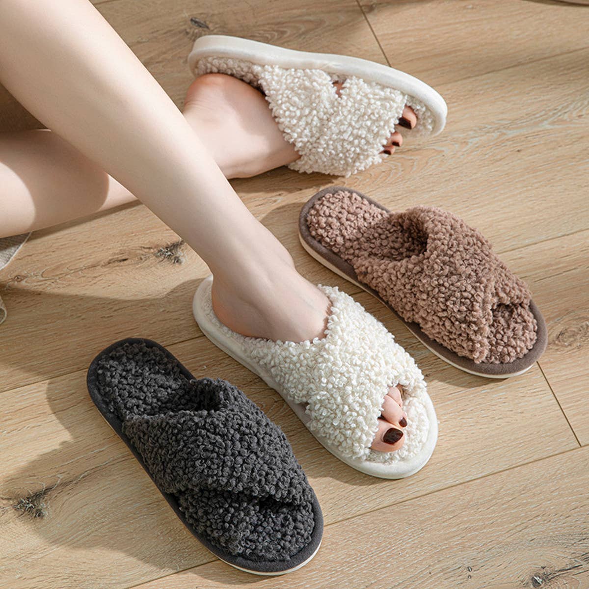 FURRY CROSS STRAP COTTON SLIPPERS_CWSHS0823