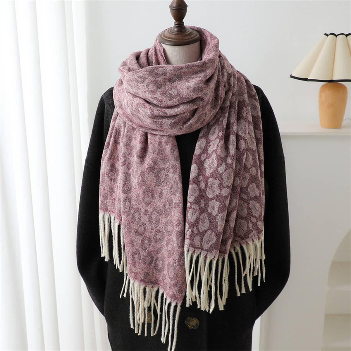 STYLISH LEOPARD TASSEL SCARF WOMEN S WINTER_CWASC2758