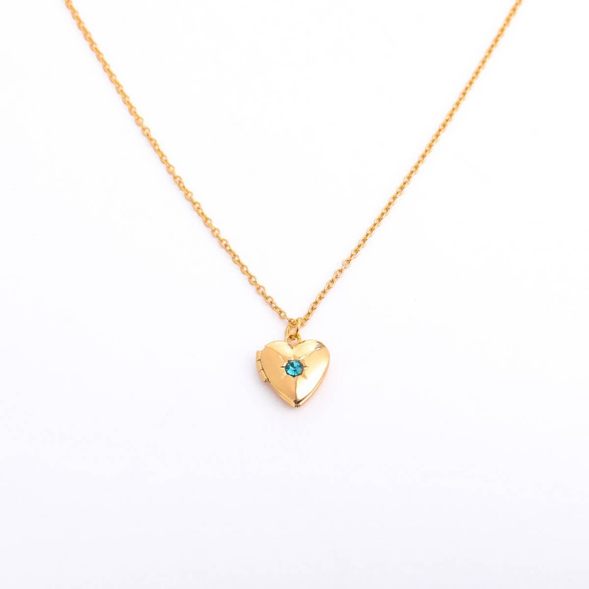 NEW DECEMBER BIRTHSTONE HEART NECKLACE_CWMM3754