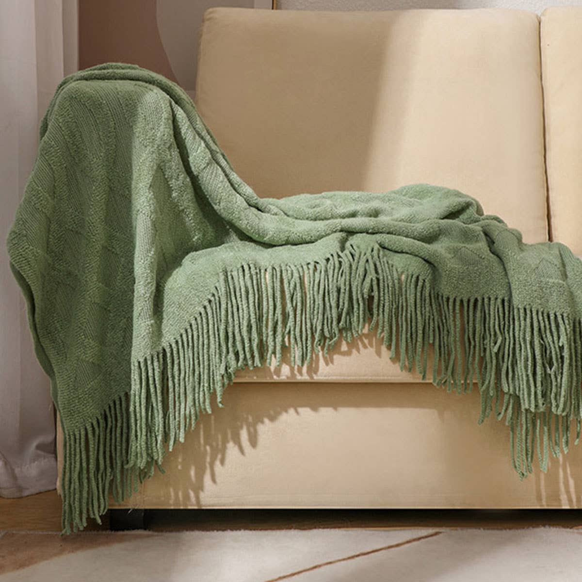 SOFT WARM AND COMFORTABLE TASSEL SOFA BLANKET_CWMM0215