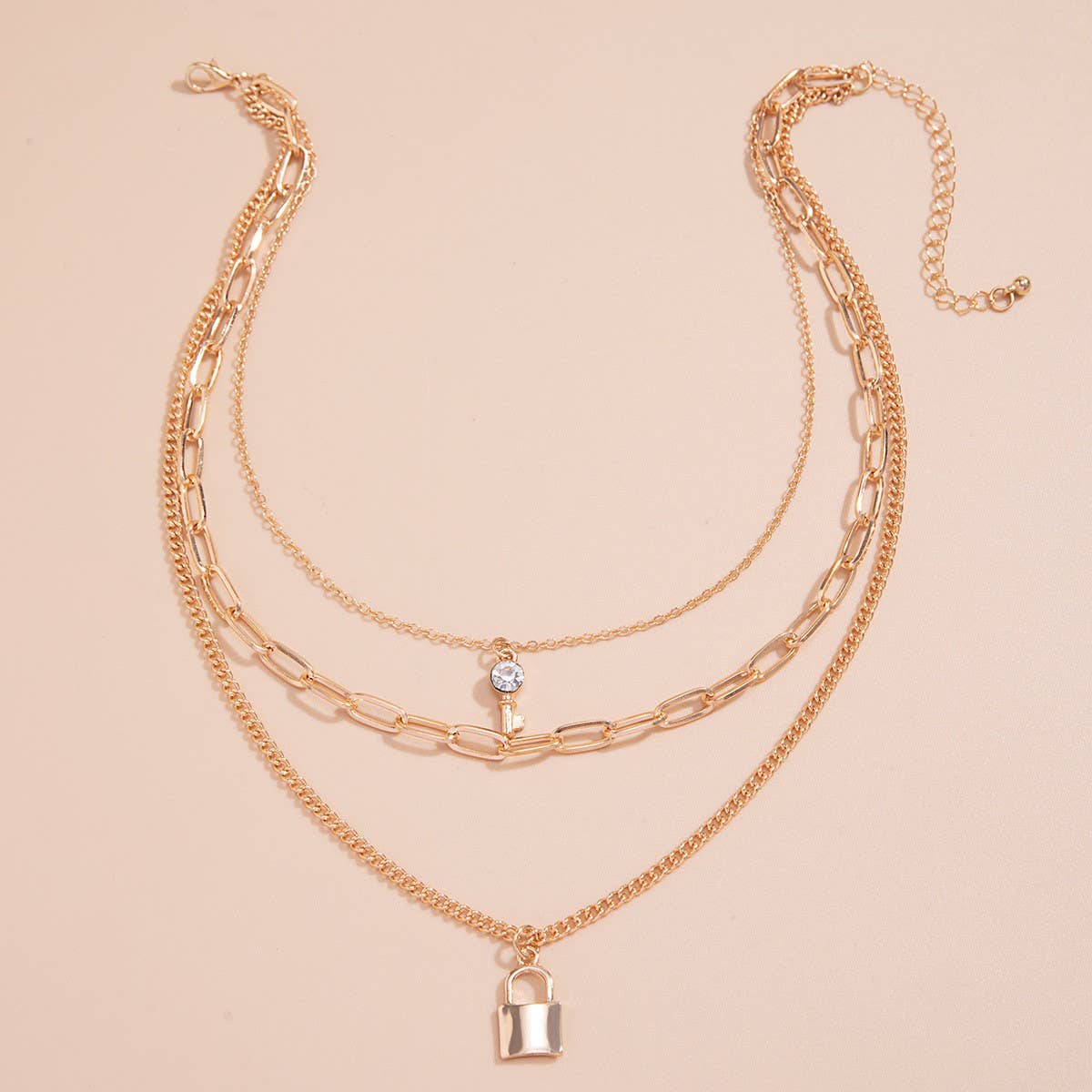 MINIMALIST LOCK KEY PENDANT NECKLACE_CWAJE1174