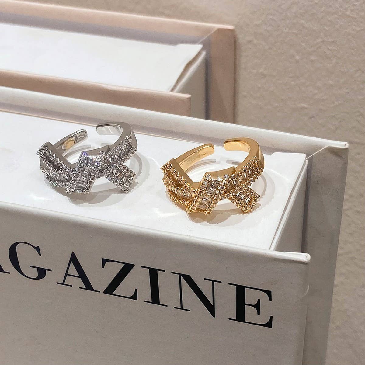 FASHIONABLE LUXURY COOL STYLE RING FOR WOMEN_CWAJE3100