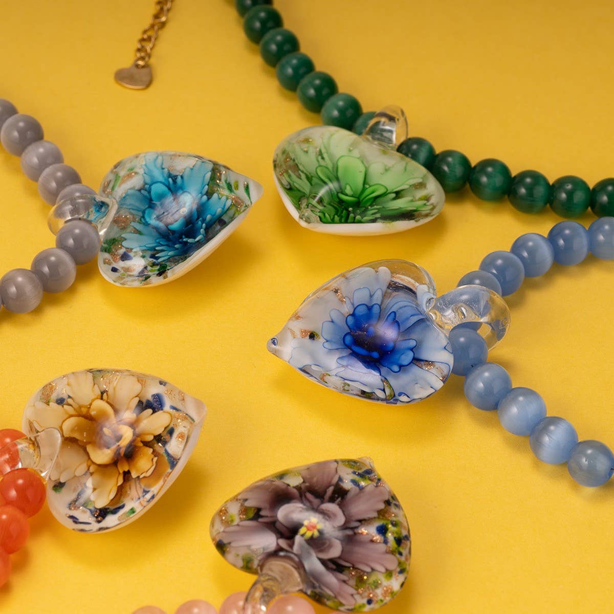 CAT S EYE GLASS HEART FLOWER PENDANT NECKLACE_CWMM7536