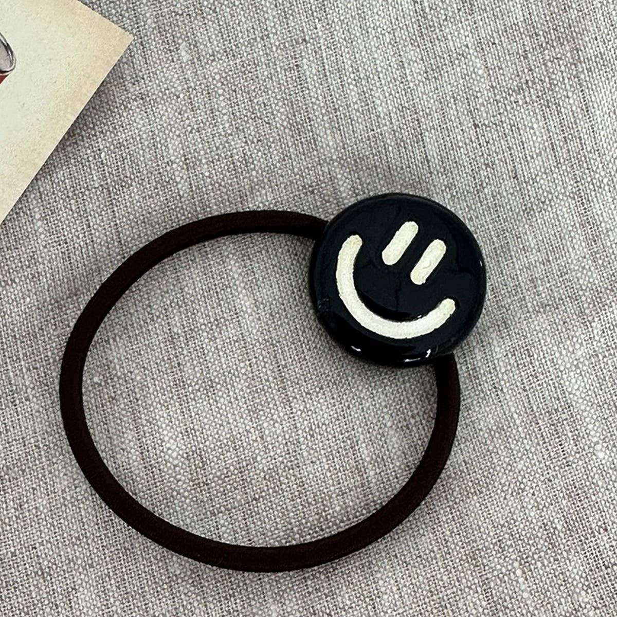 SMILEY FACE HAIR TIES_CWAHA0340