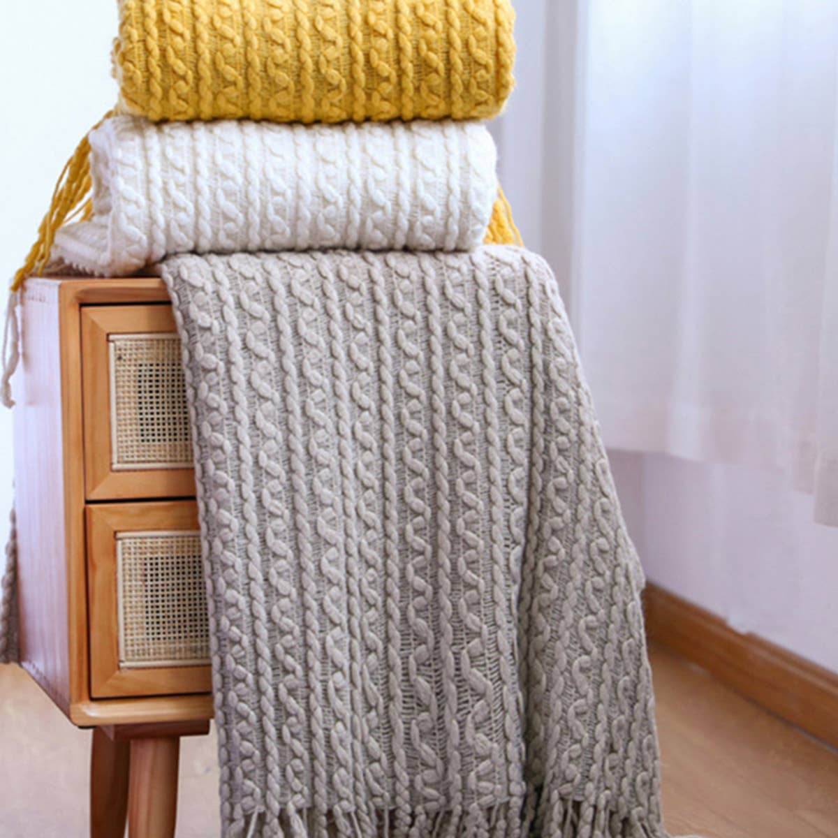 LIGHTWEIGHT SOFT AND COMFORTABLE KNITTING BLANKET_CWMM0202