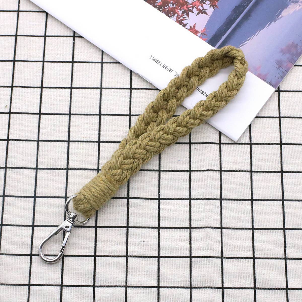 HAND WOVEN KEYCHAIN BRACELET_CWMM1561