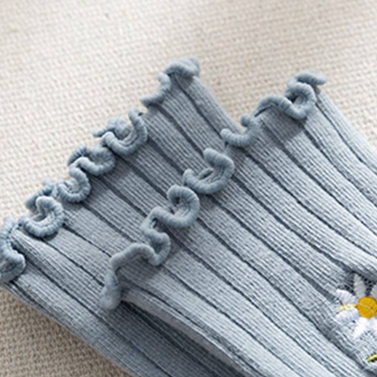 FLOWER EMBROIDERY CREW RUFFLE SOCKS WOMEN_CWMS0293