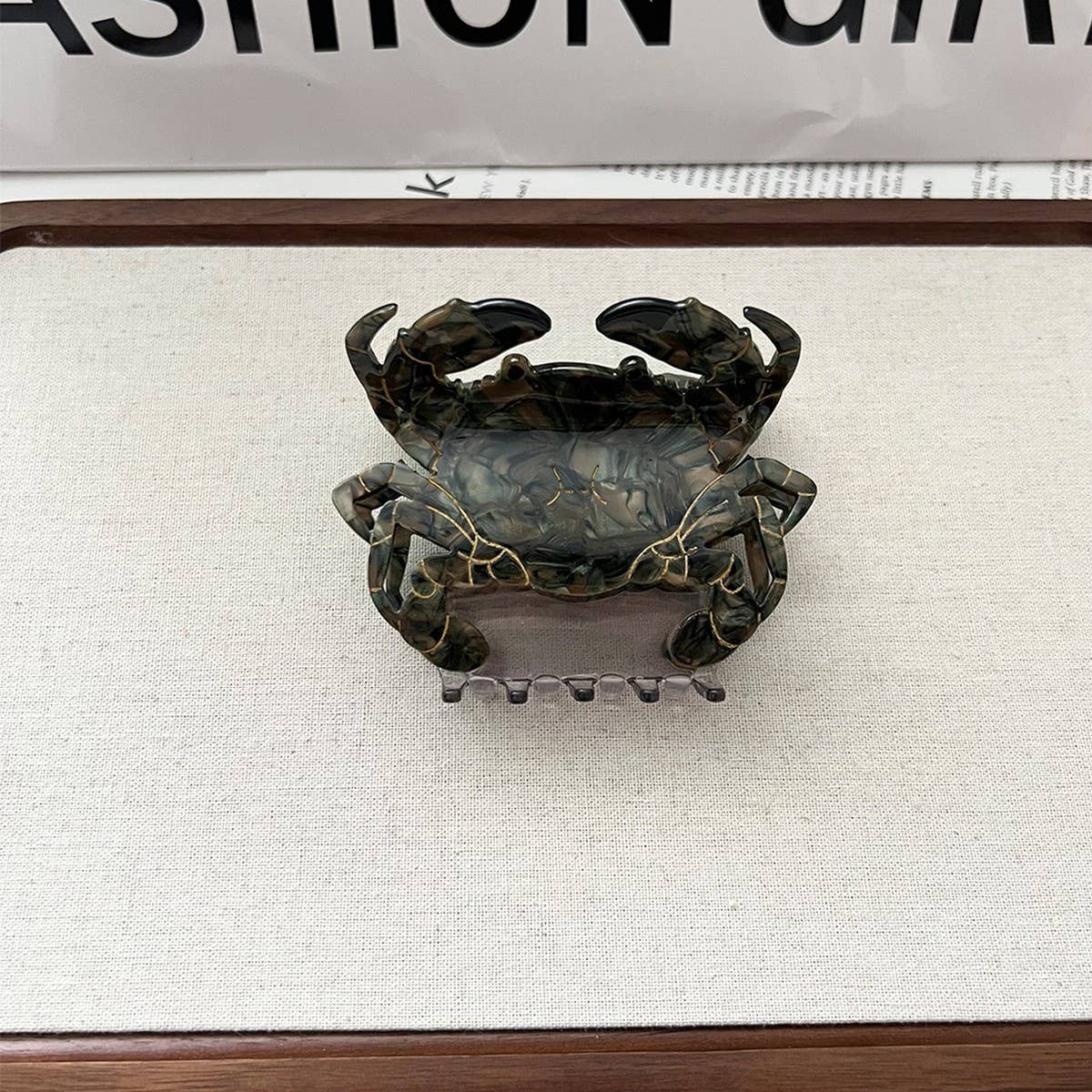 CRAB ACETATE HAIR CLAW CUTE MEDIUM DUCKBILL CLIP_CWAHA5773