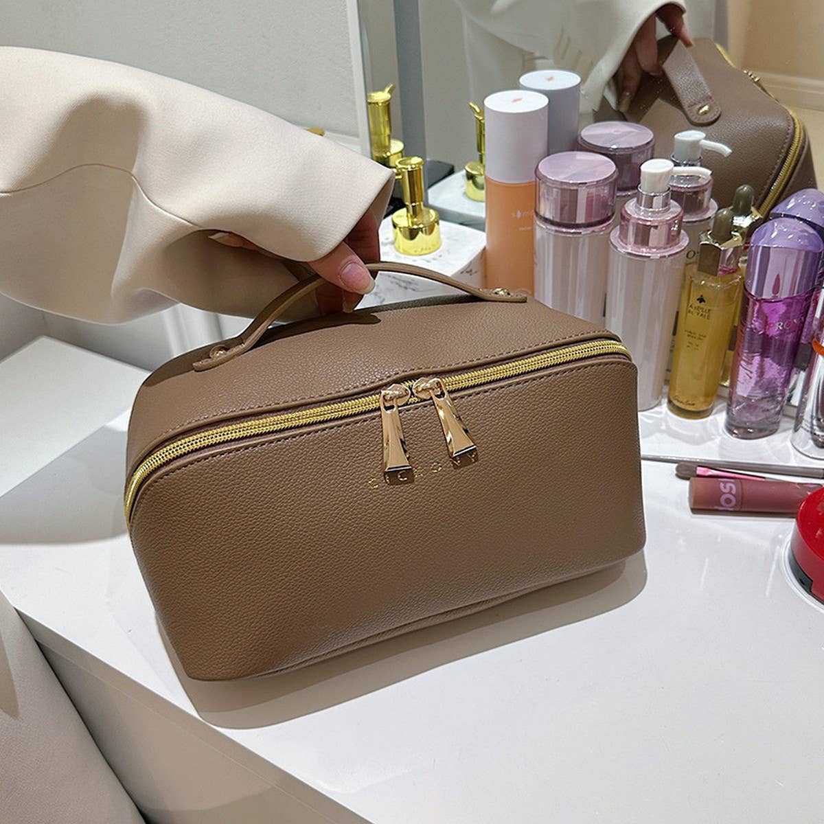 HIGH END PORTABLE LARGE CAPACITY COSMETIC BAG_CWAB4477