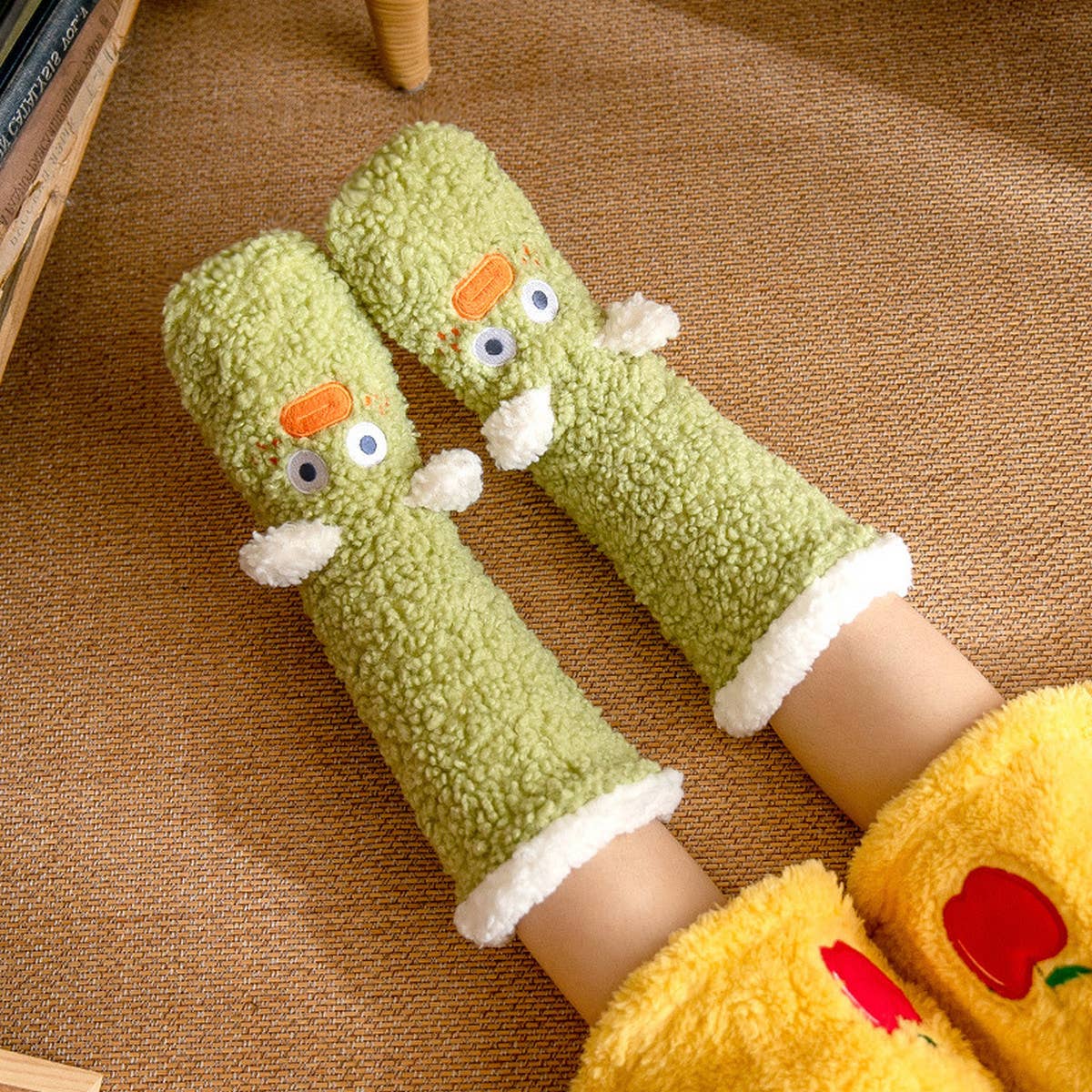 CARTOON WARM FUZZY INDOOR SLIPPER SHOES_CWMS0716