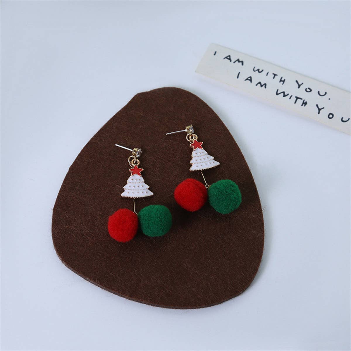 ASYMMETRIC CHRISTMAS TREE ELK TASSEL EARRINGS_CWAJE2403